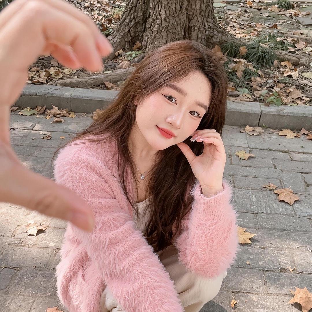 秦忆安🎀