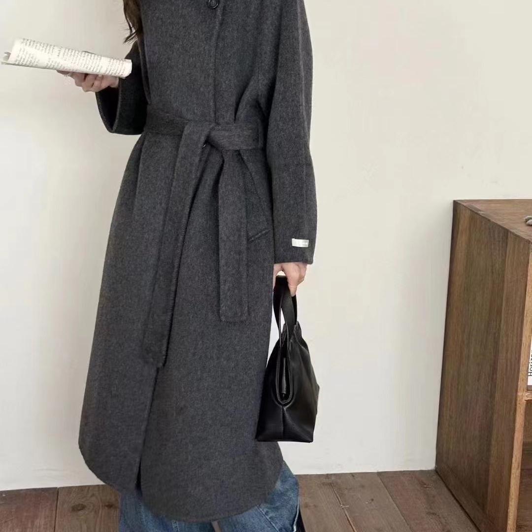 秋雨.服饰