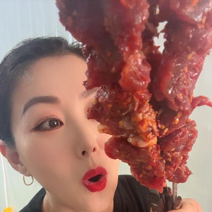 本姑娘