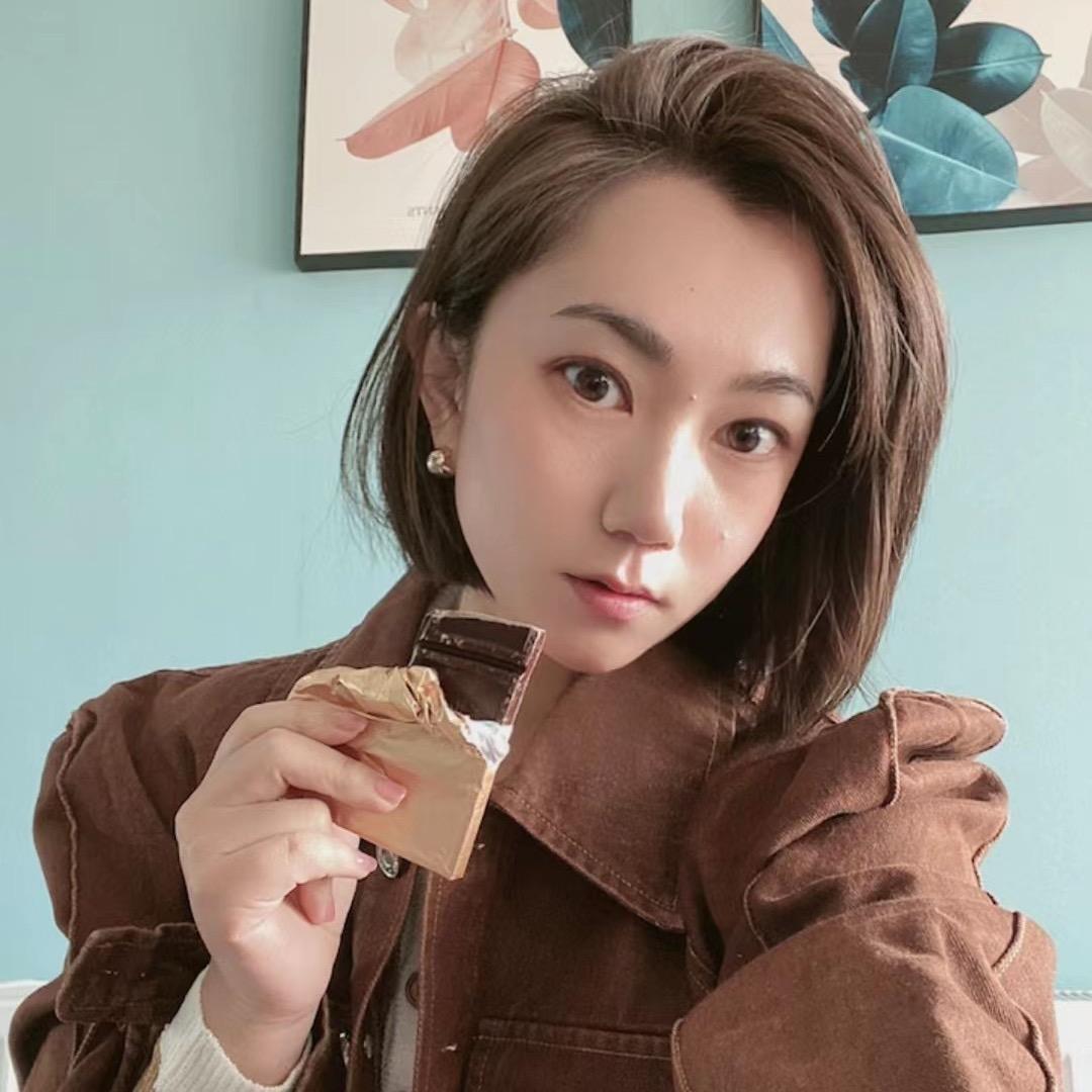 阿佳佳