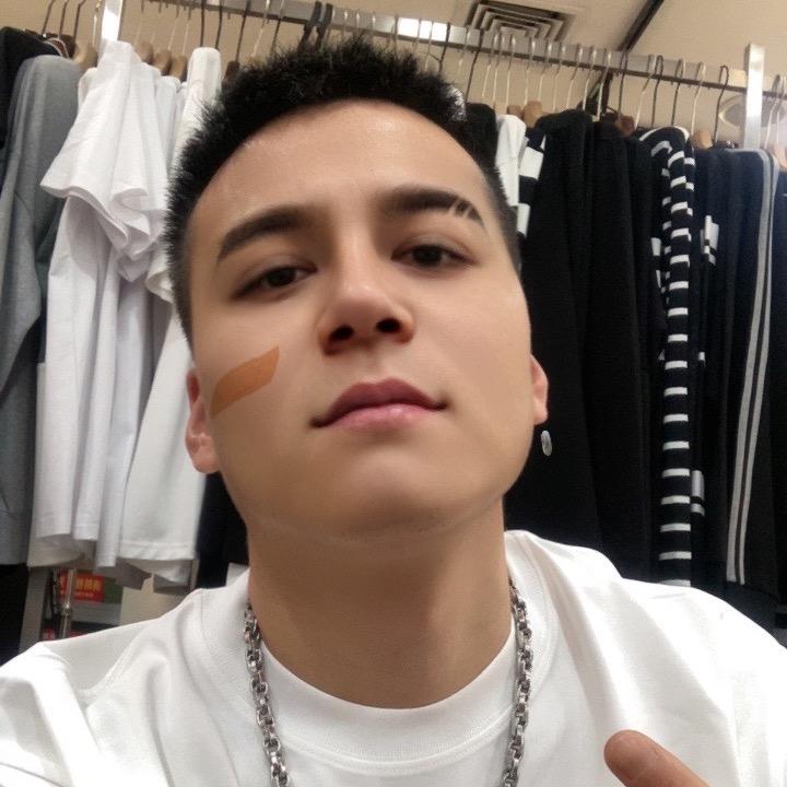 昊伦（街健薄肌版）