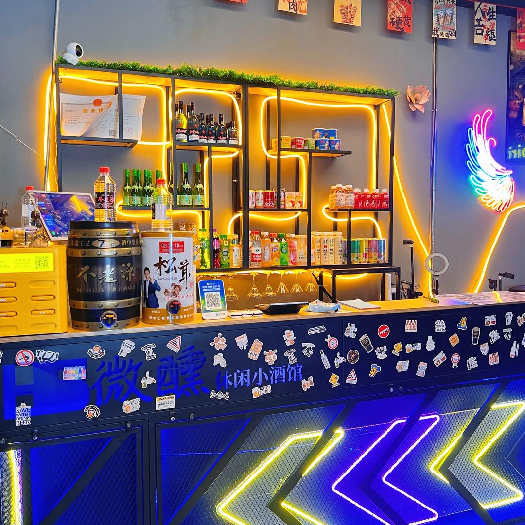 十里烤场海鲜音乐烧烤吧