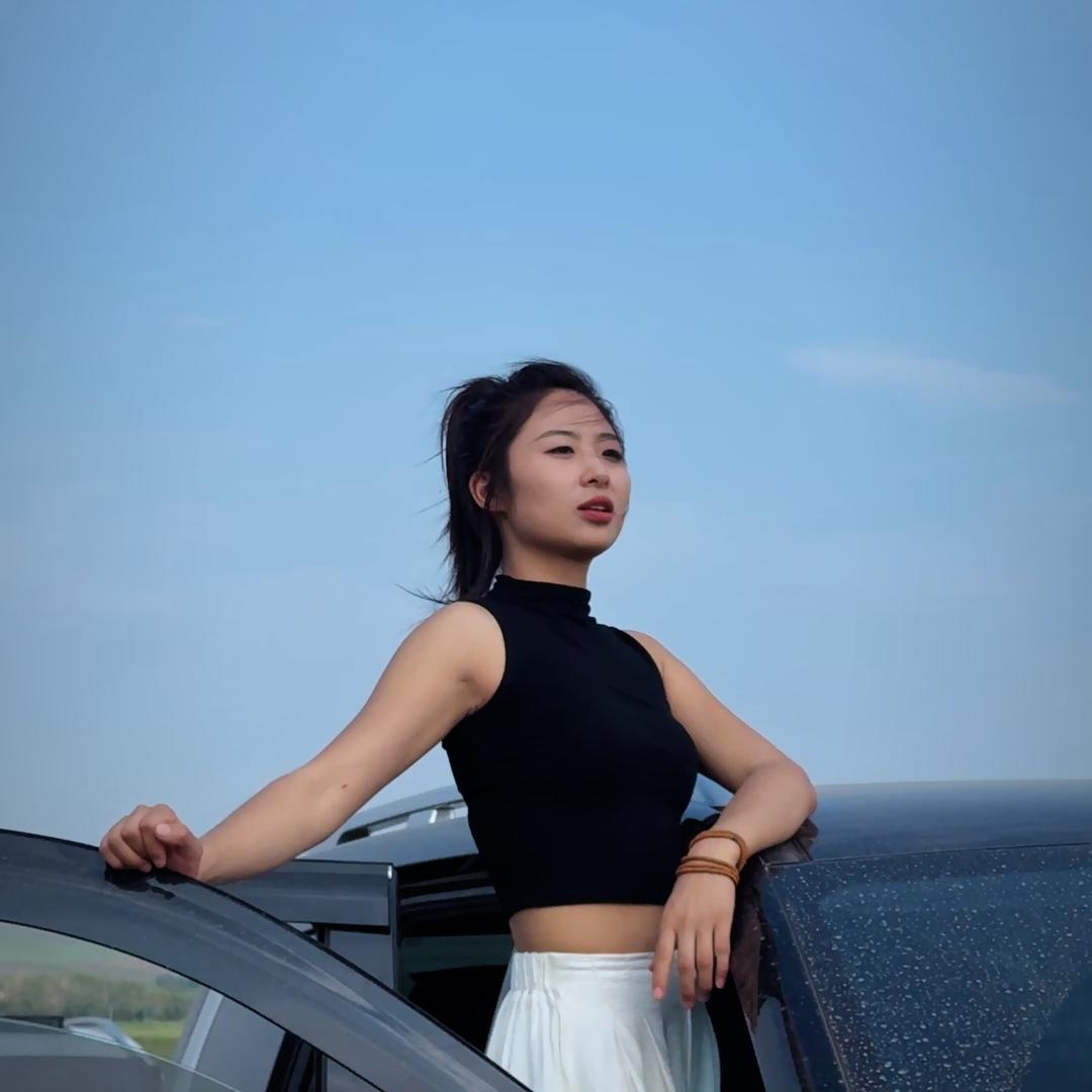 小眼儿•