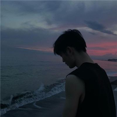 奕欢