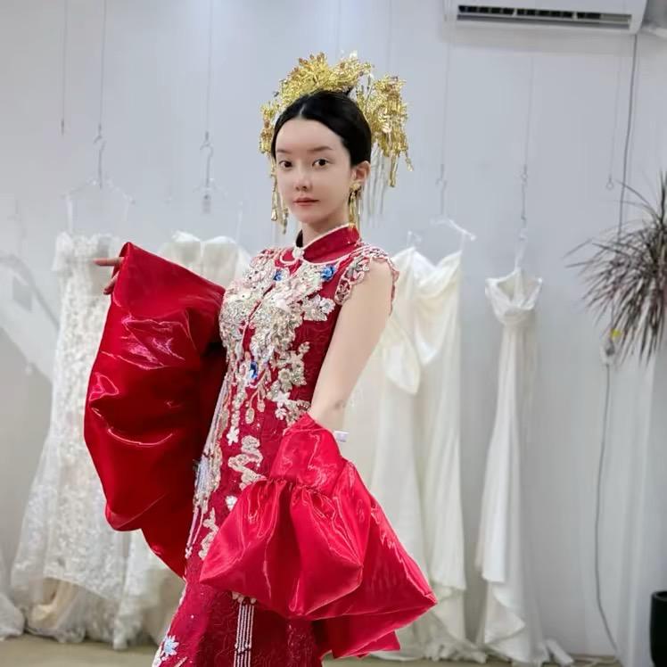 崔阿扎二狗婚礼现场泡泡龙