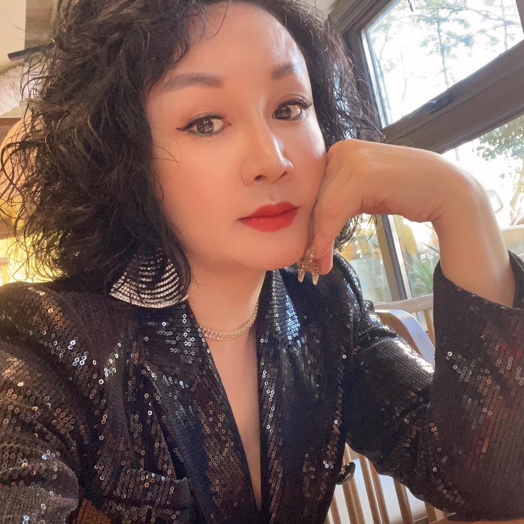 环翠区首兰女装店