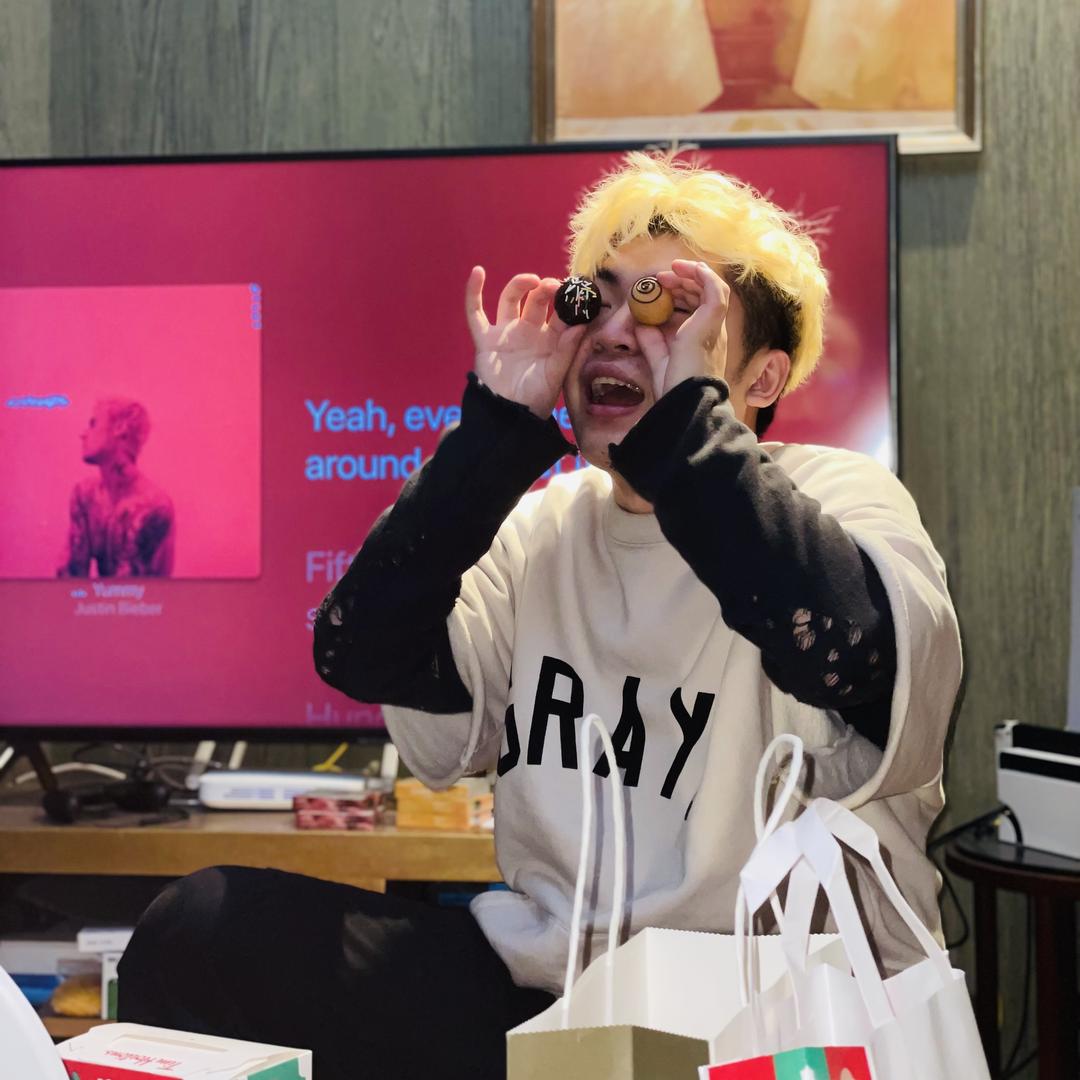 NIKKI的挨打日記