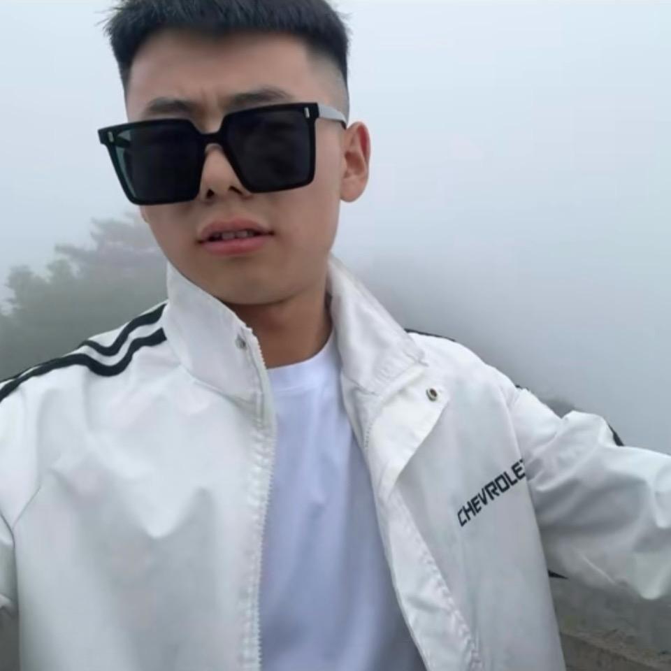 梓靖