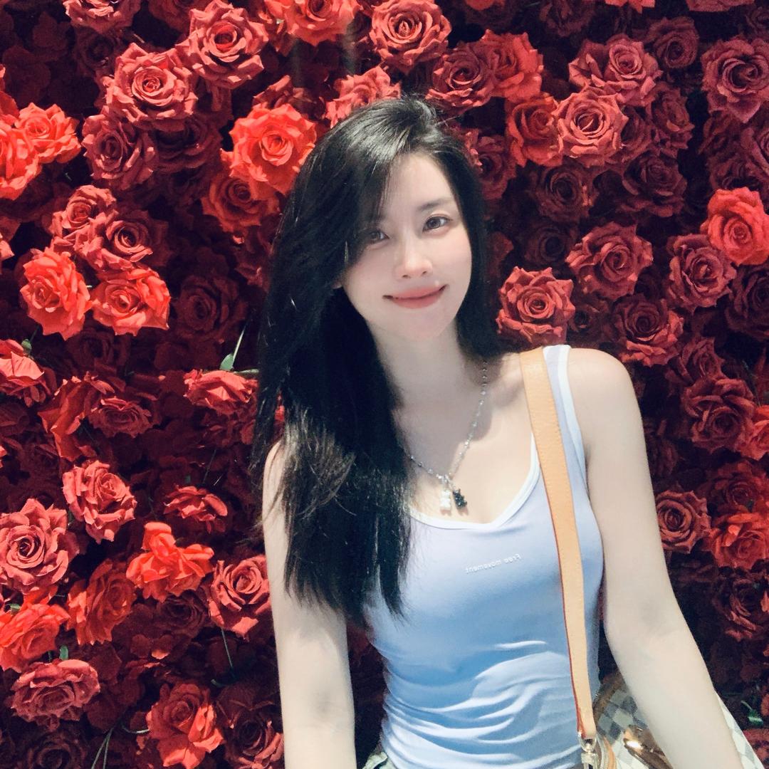 奶思的思