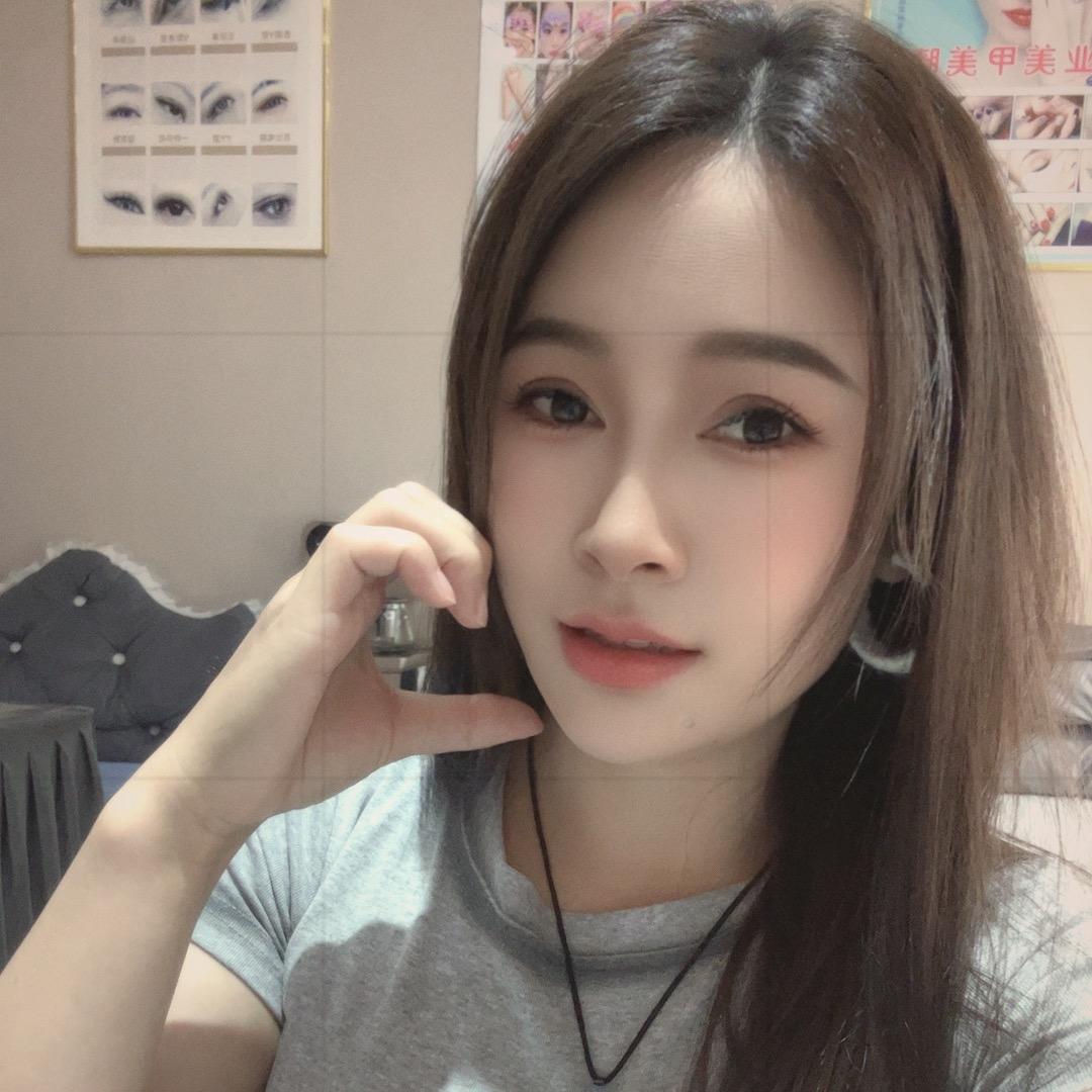 绣甲一坊  跟妆  美睫  美甲 纹眉