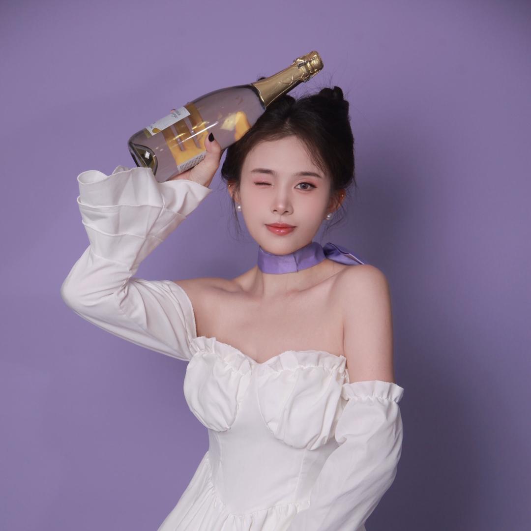 洛洛酱🎤