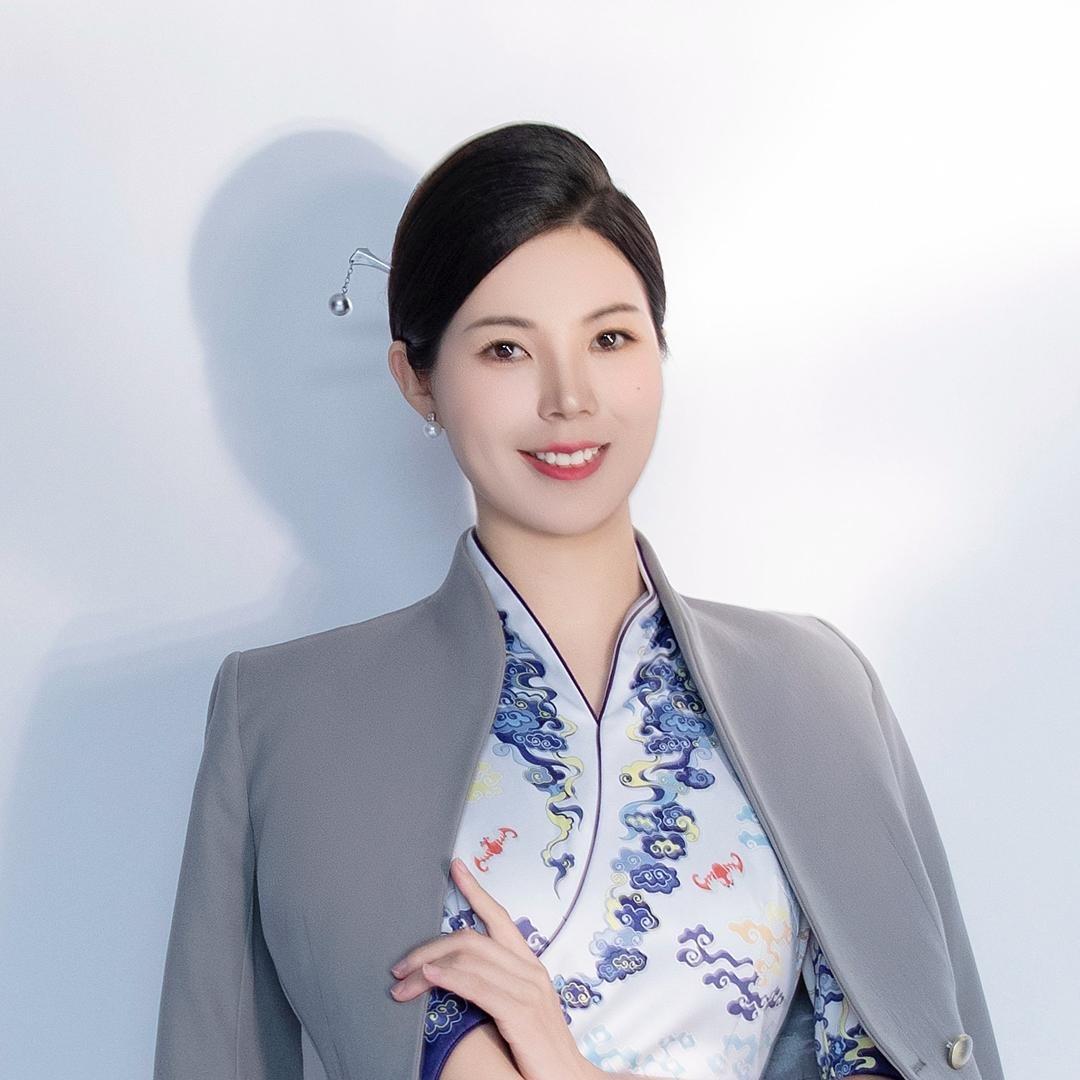 乘务长邓邓