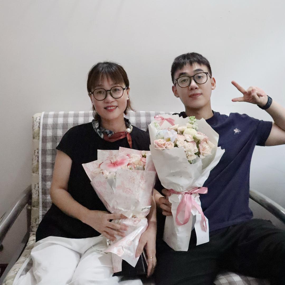 歙县徽园唯衣女装亚亚