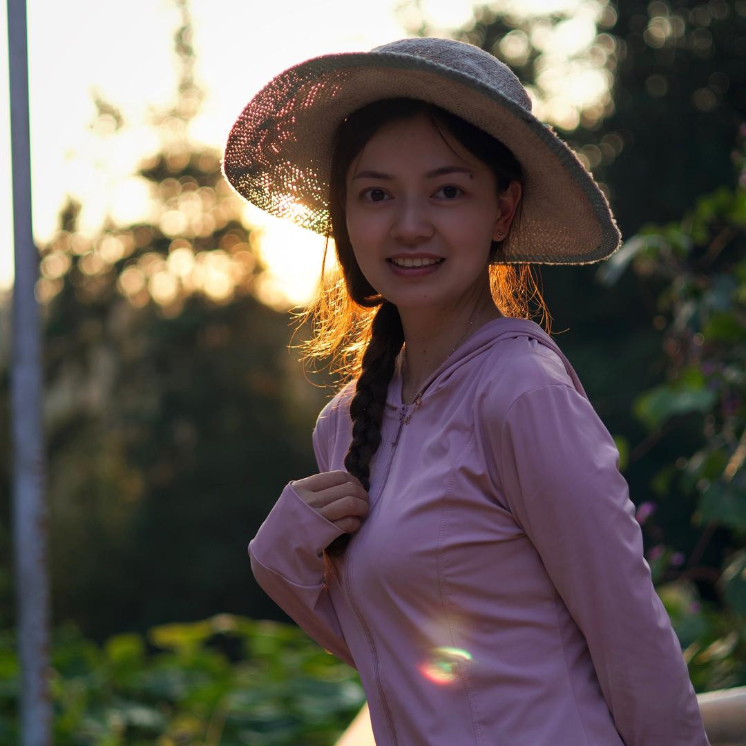 山里人 莉莉