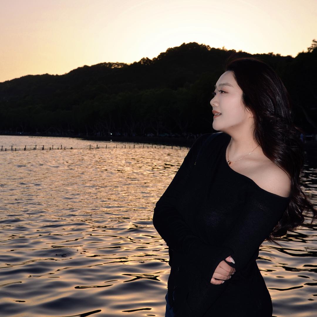 大鹅鹅鹅🦢