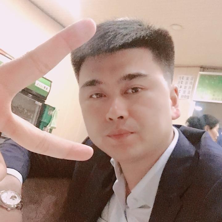 小东哥-爱唱歌🎤