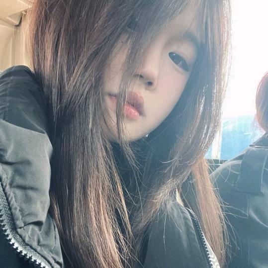 @啊娜娜娜娜娜.