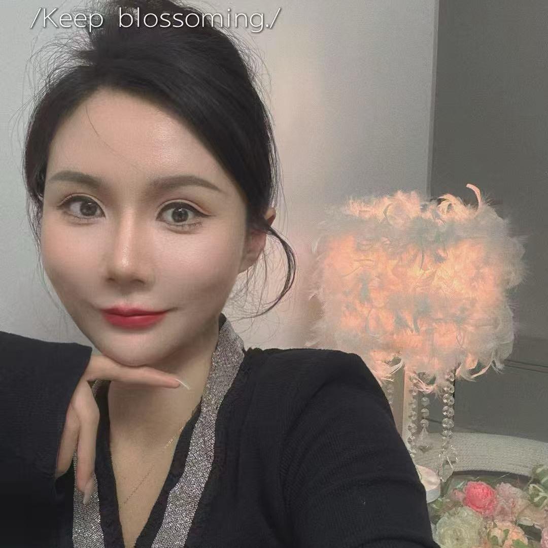 桃桃吖