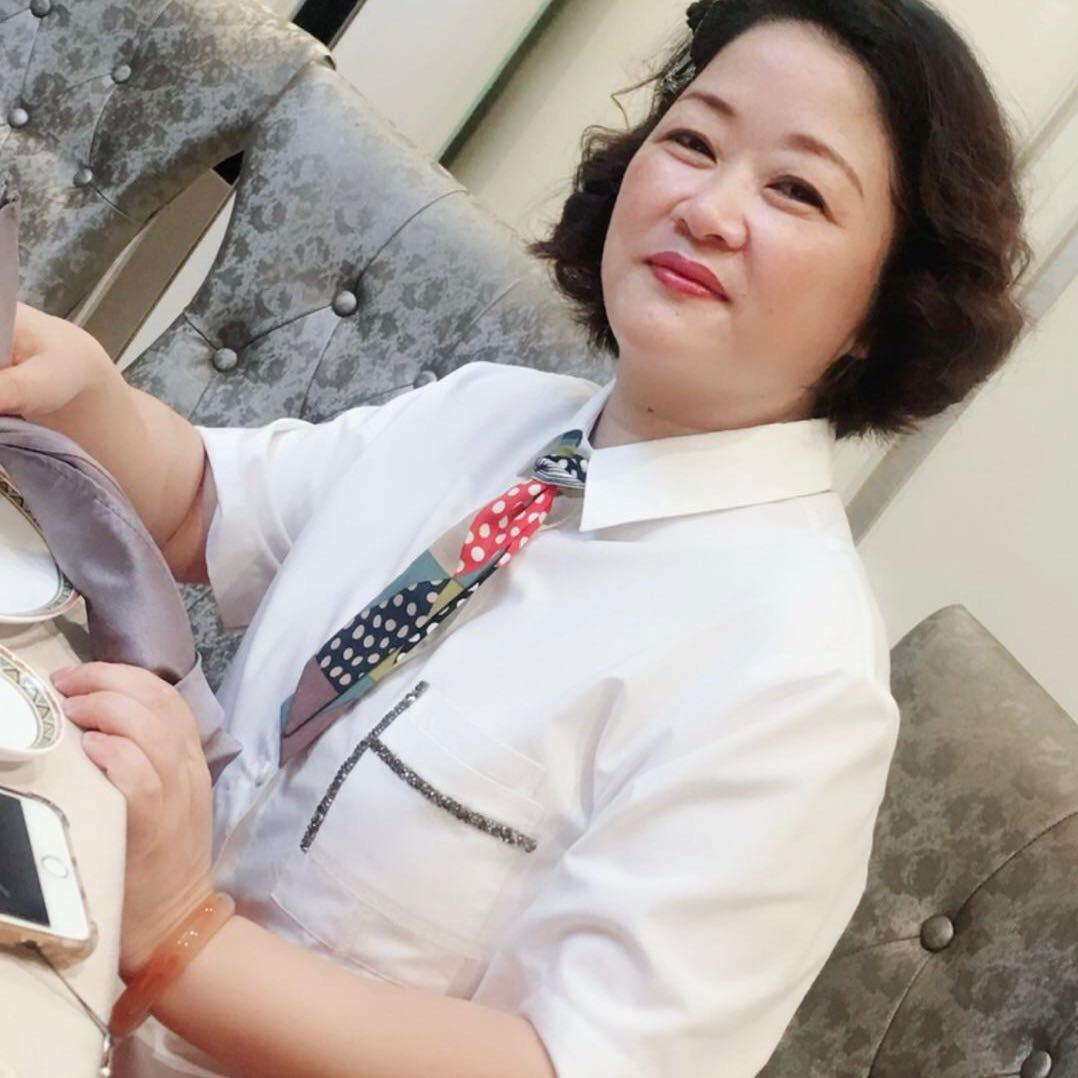 龙港市幸福吃货零食铺