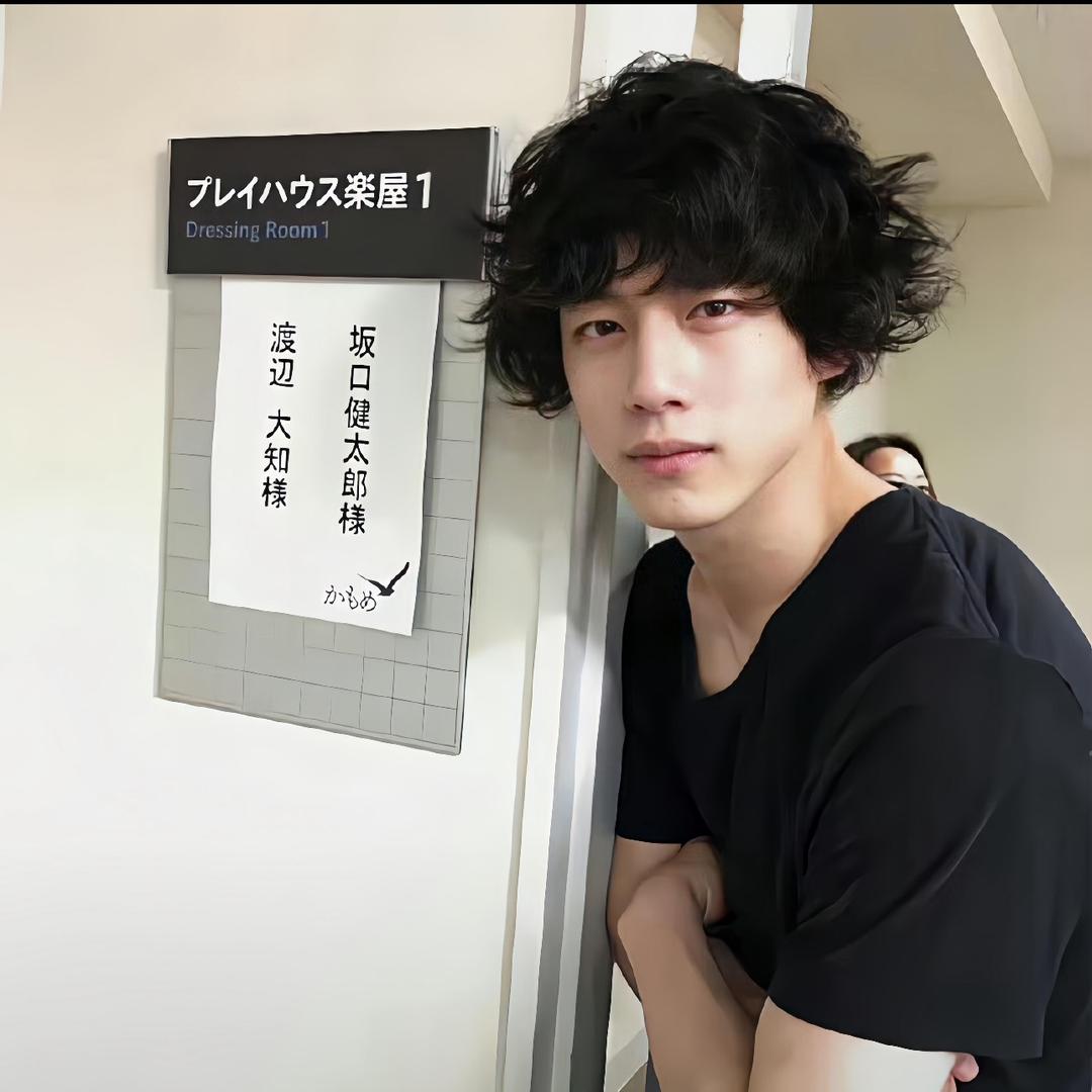 夏特.