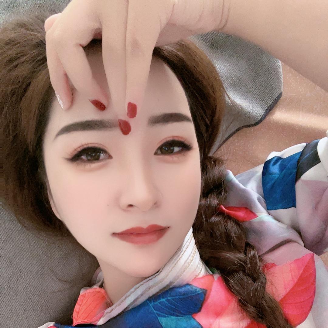 白金美业小静