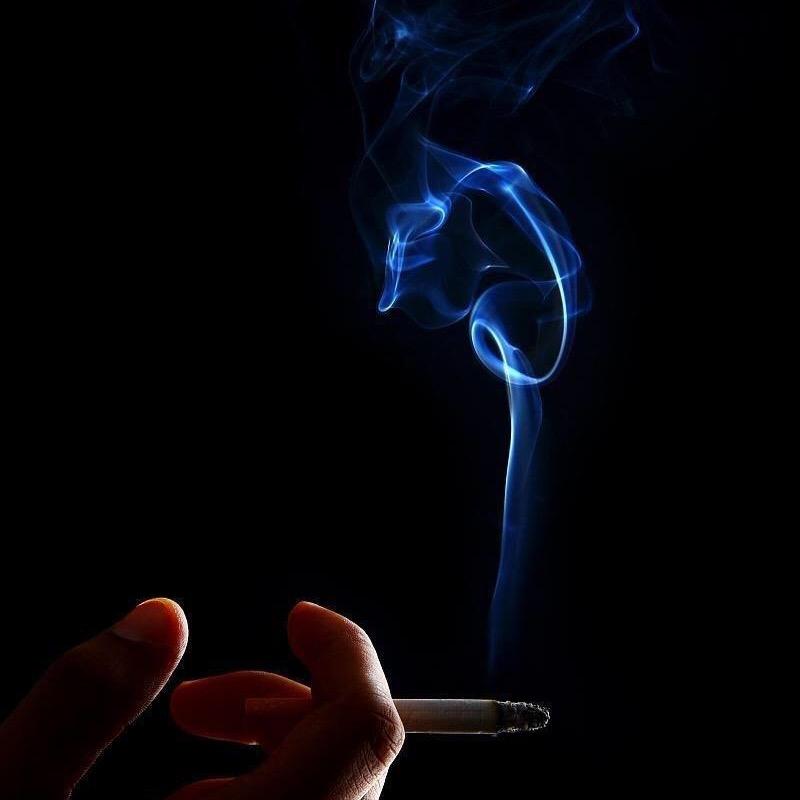 淡淡烟味🚬头像