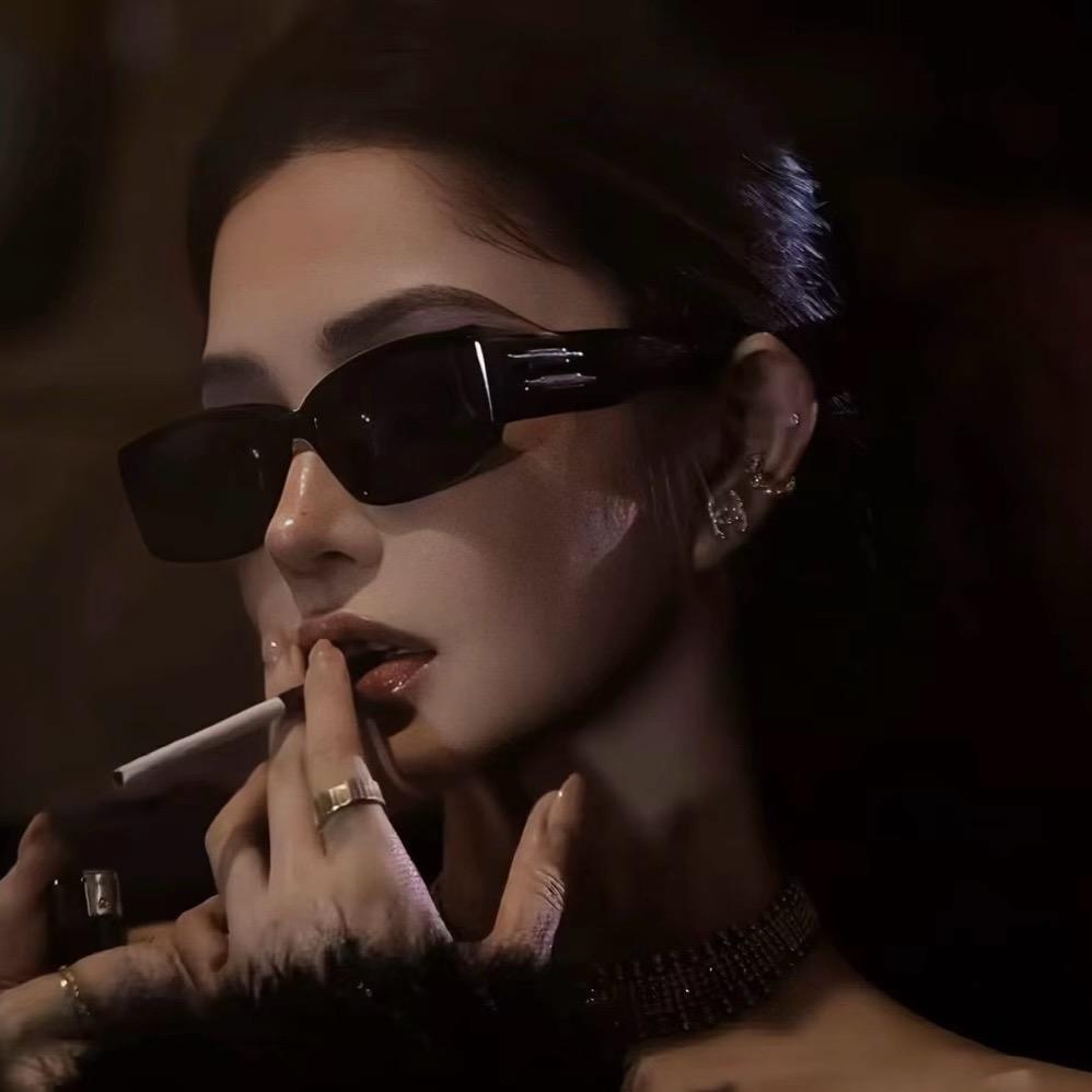 请叫我美女❤️