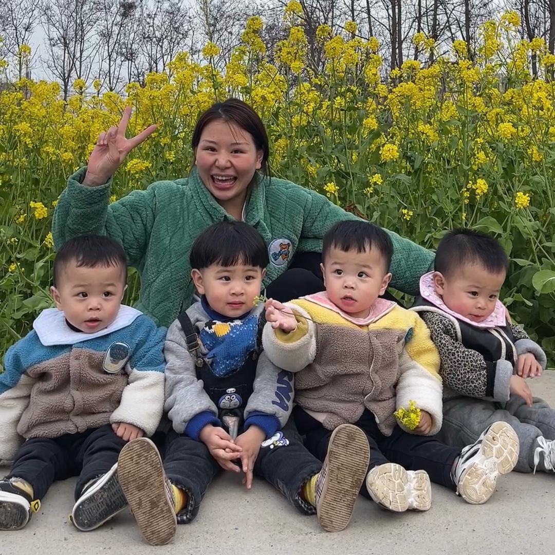 三胞胎ABCD@抖音