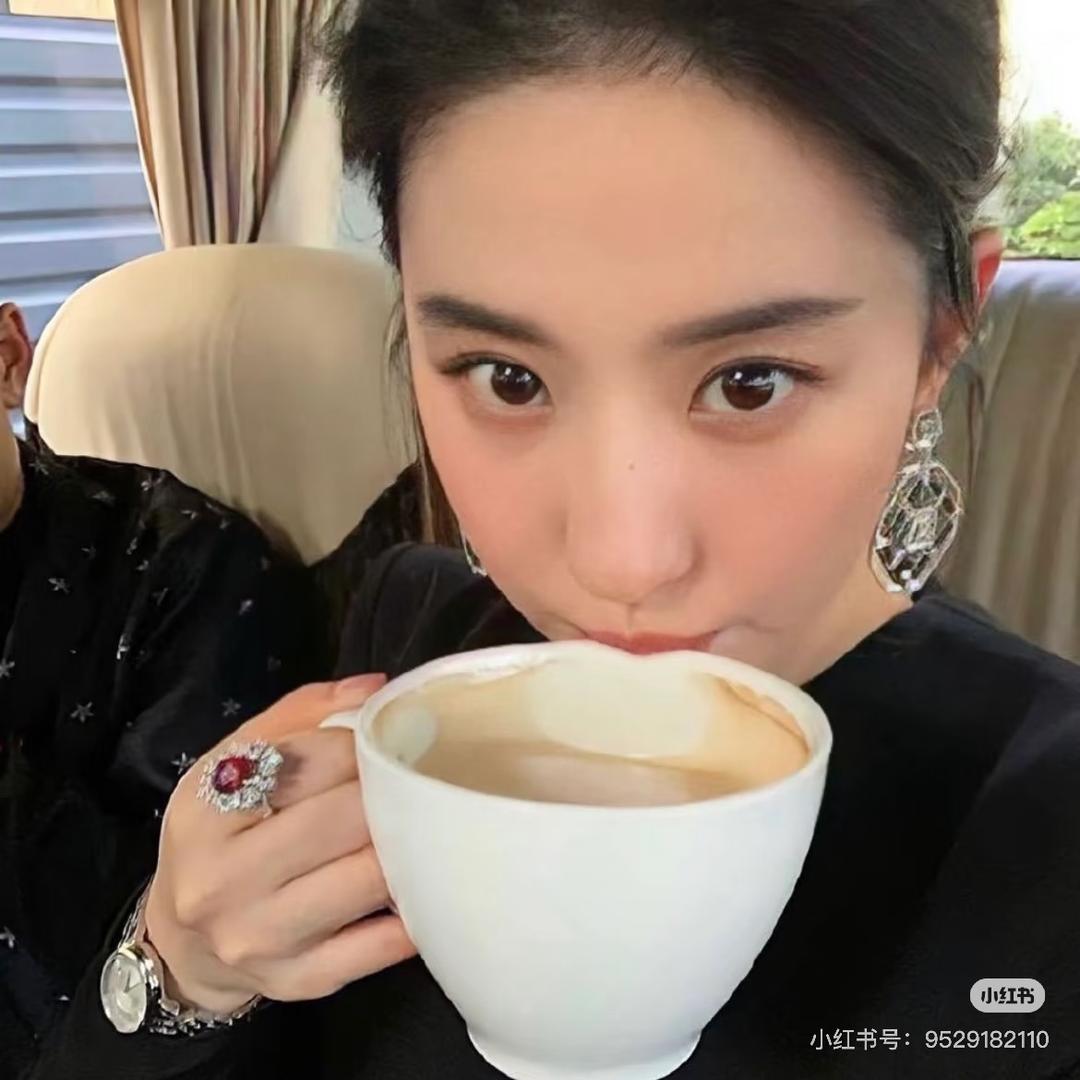 环球奢品美护大牌（思思）