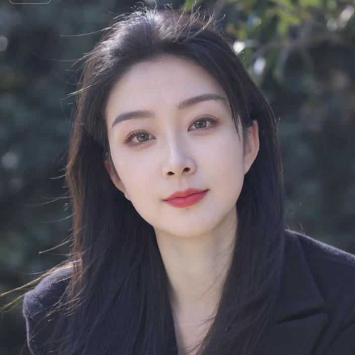 蓝儿（拒绝私聊）