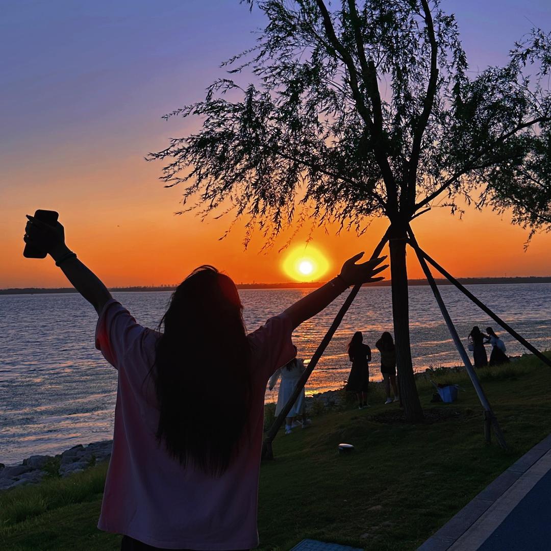 你的头发乱了喔_