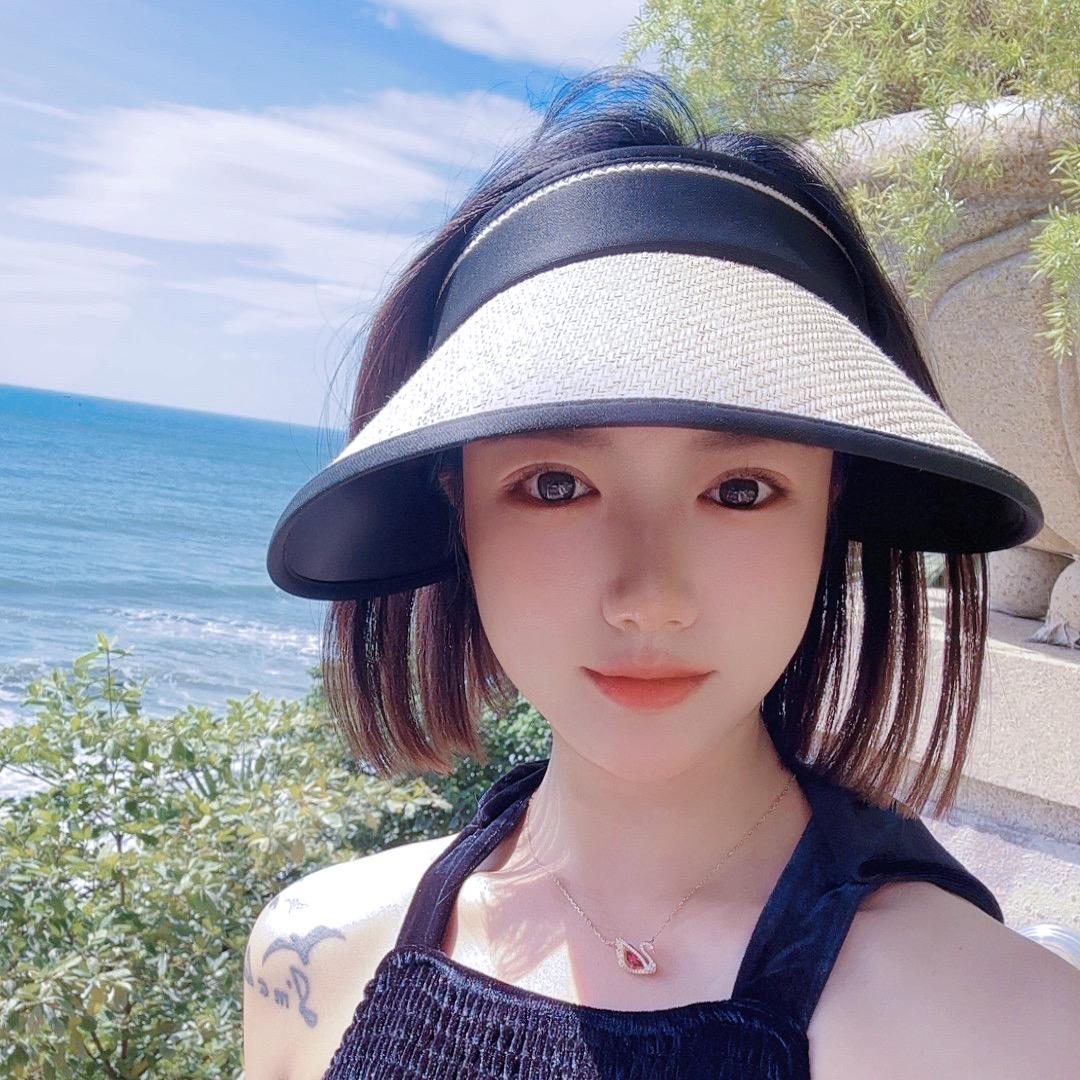 黎婷婷 艾旅行