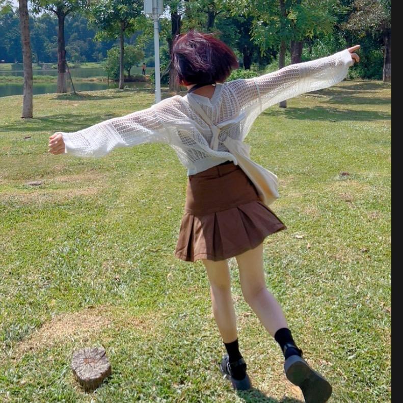153的大龄少女