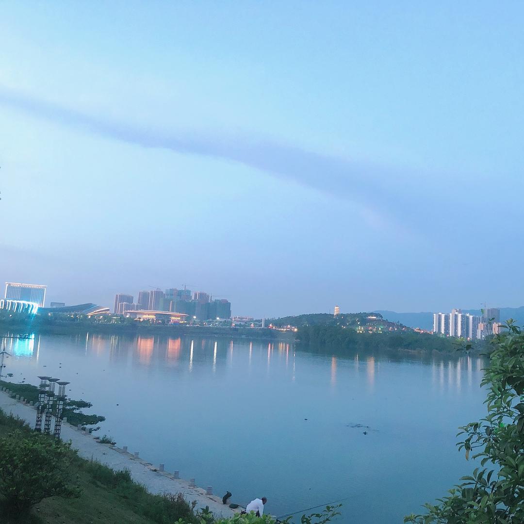 韵韵🦋