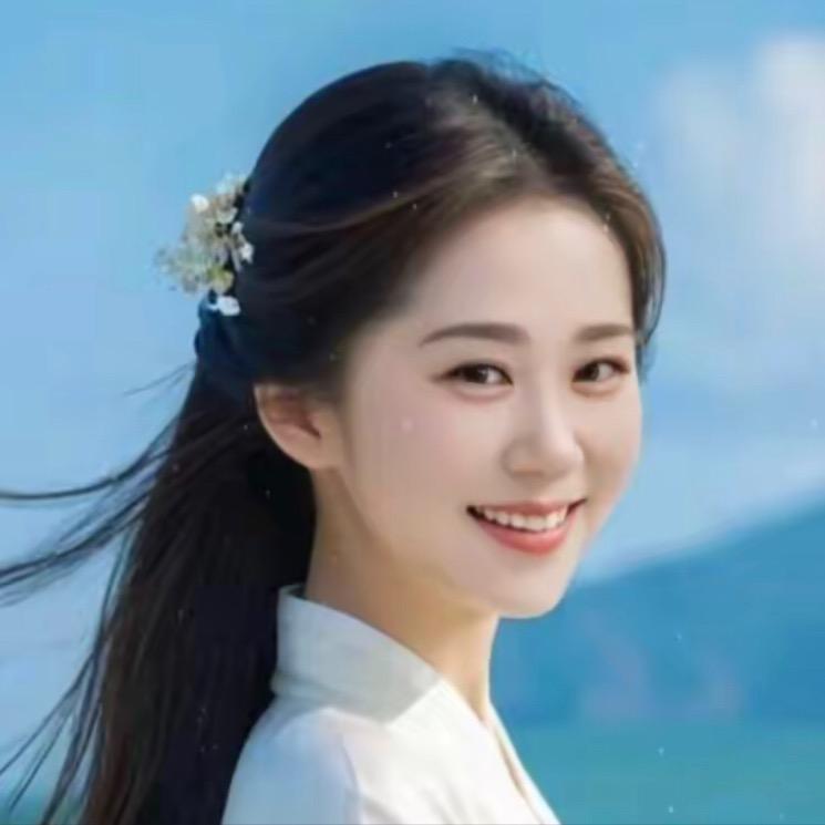 月月吖