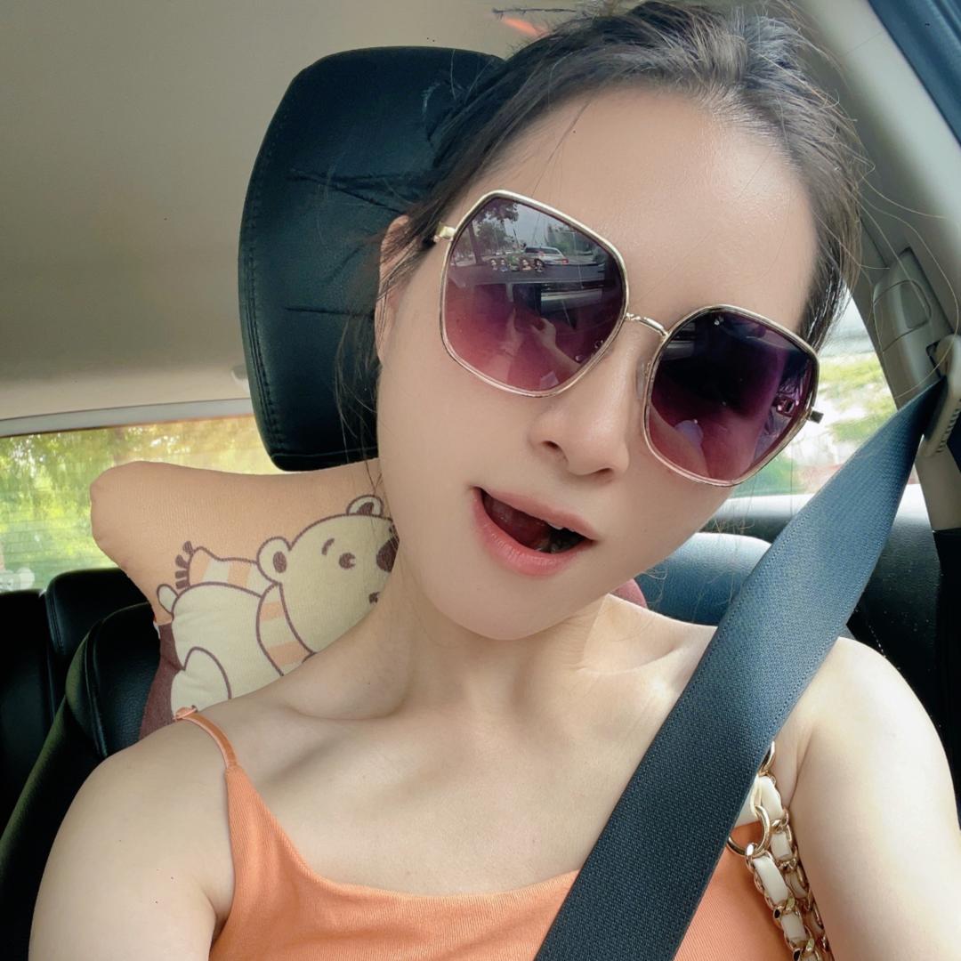 H*吖´∀`頭∩_∩