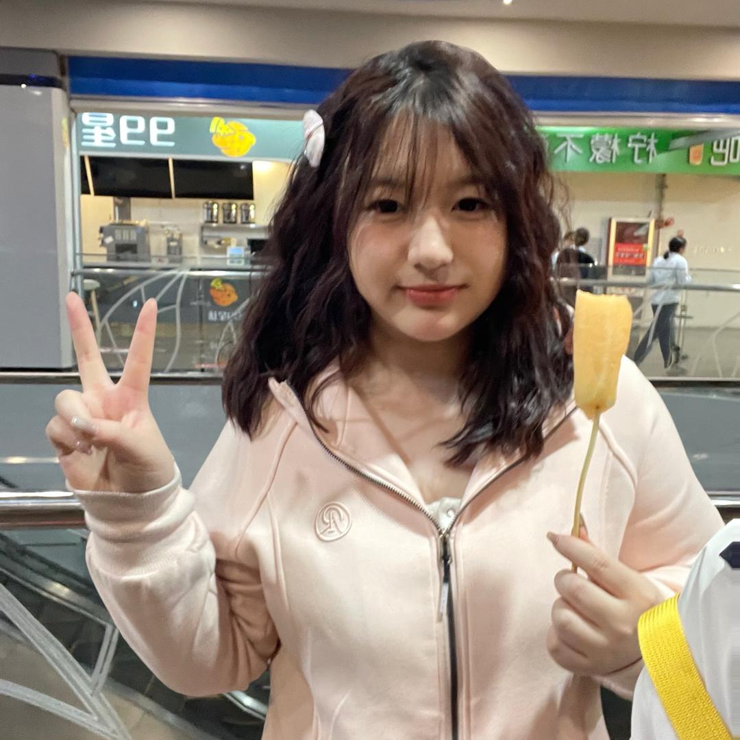 温柔善良的女孩👧