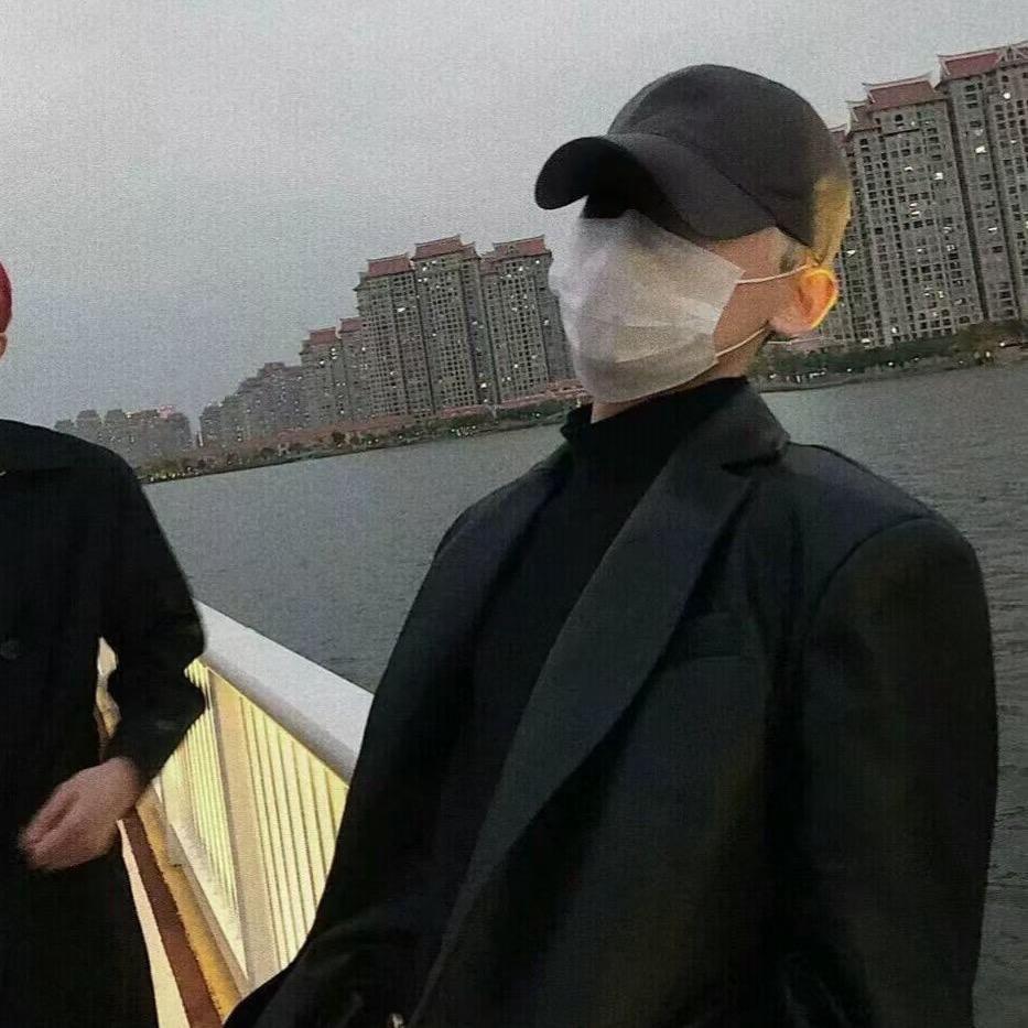 小六六.