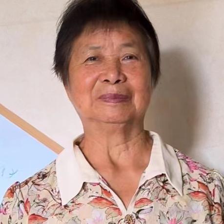 小花🌼外婆