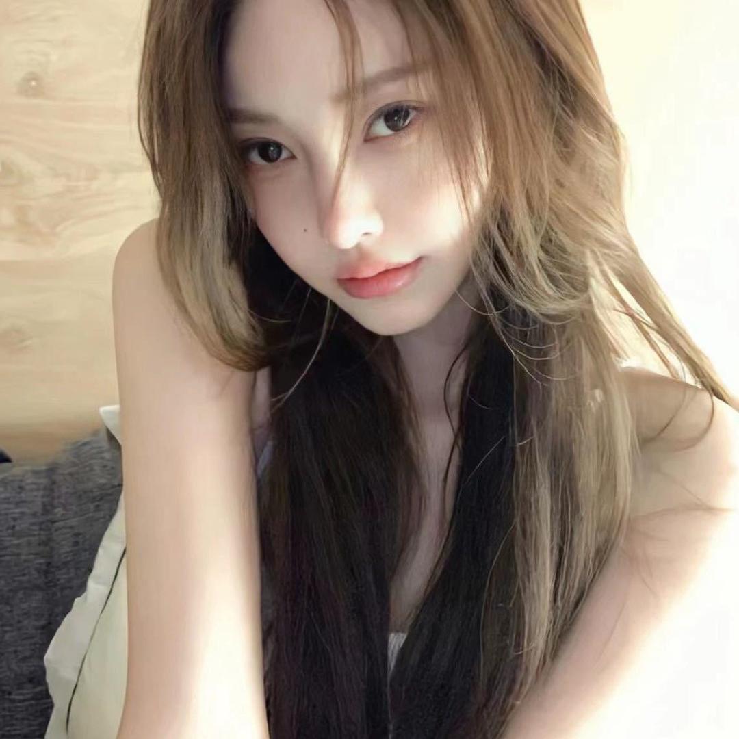 小美嘉子.