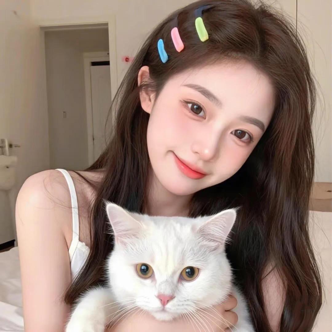 蜜桃味的妮妮