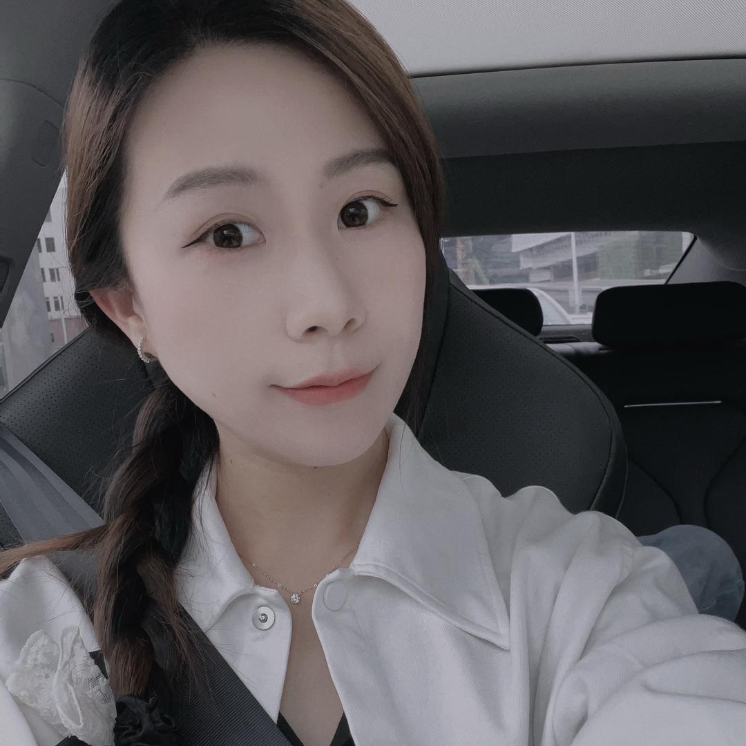 牛牛和柏柏