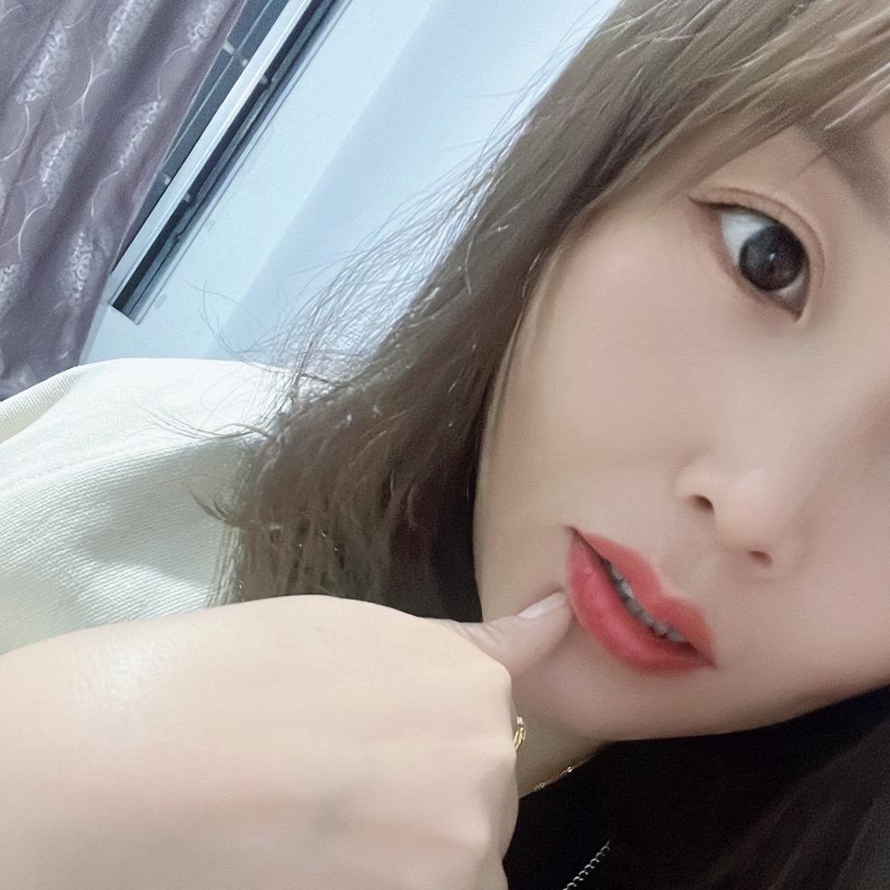 本色艺美苗苗