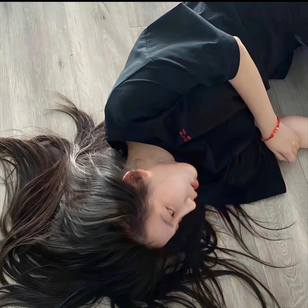 周游.