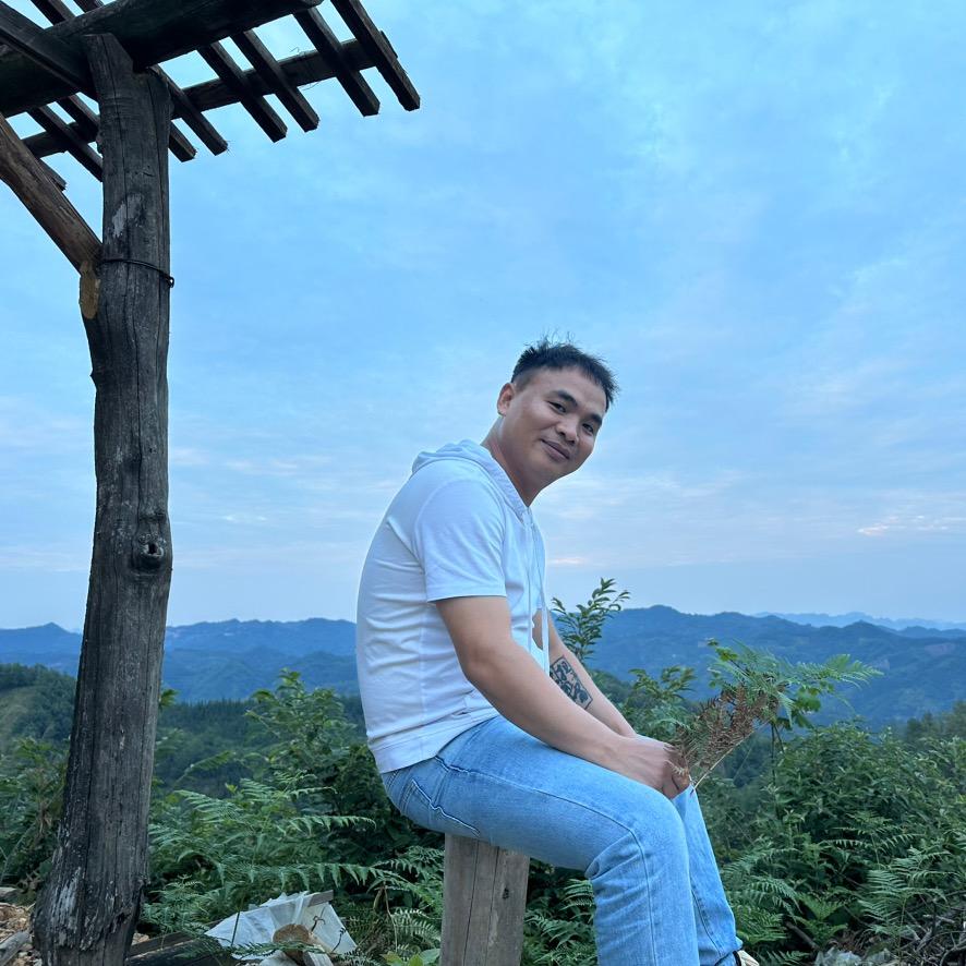 后山小熊