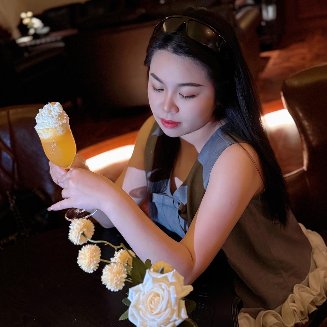 只会卖房的陶姐姐🌸