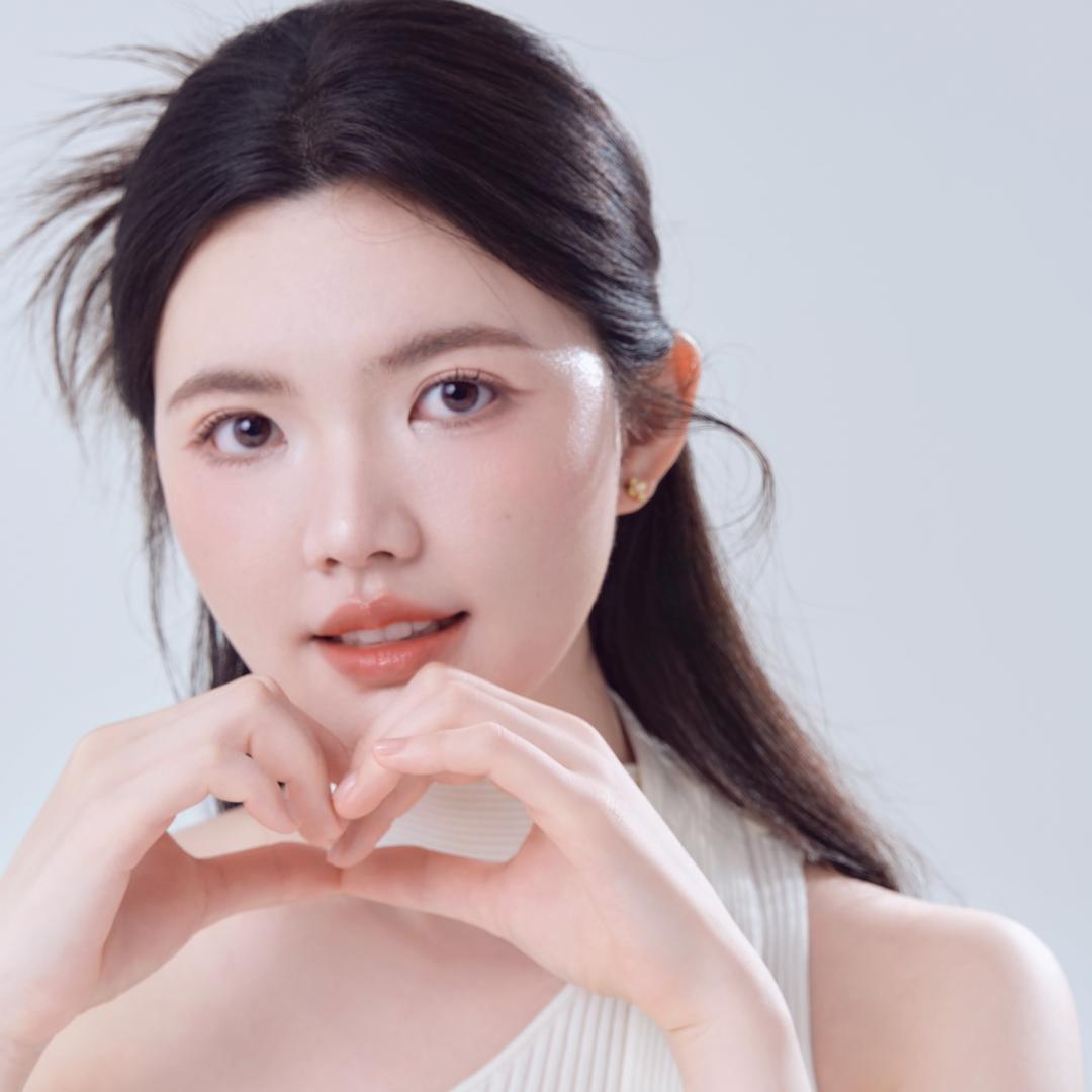 LEZY农莉华