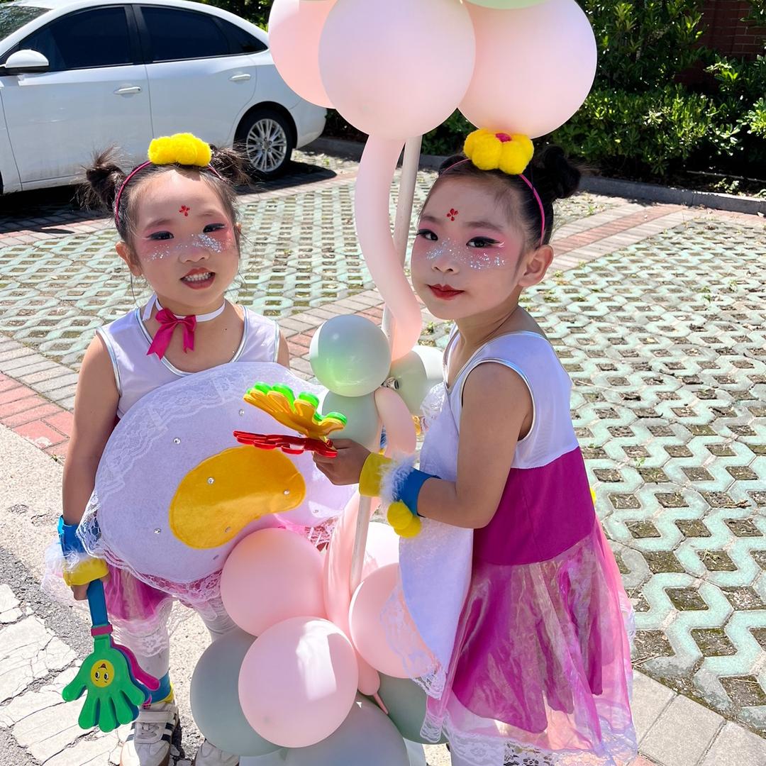 双胞胎大大小小