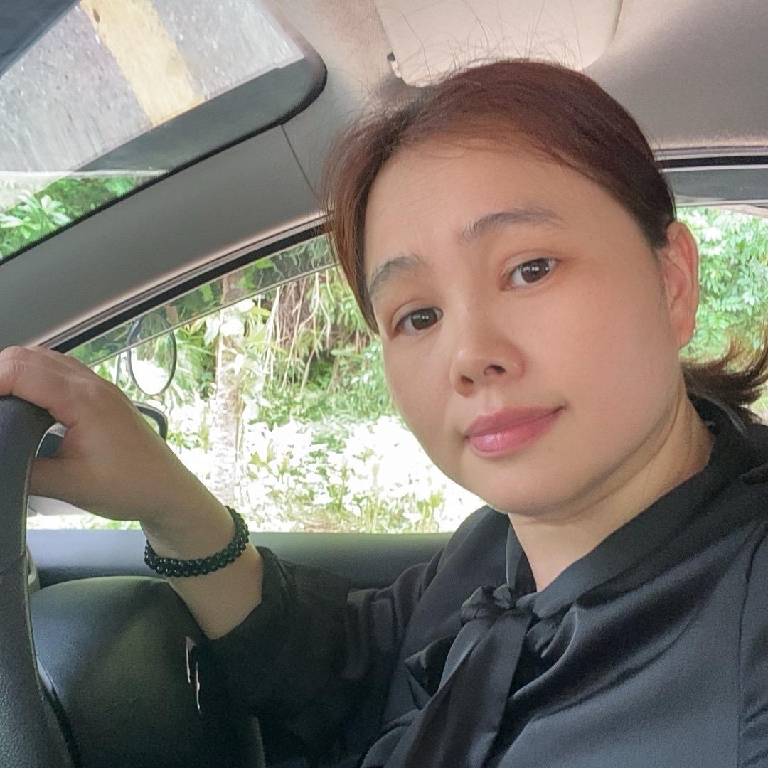 吴玲珑🌻🌻⋯