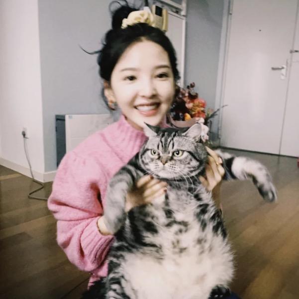 小小小雯、